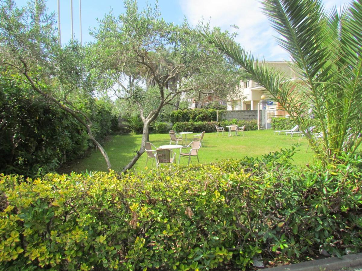 לידו די קאמאיורה Hotel Villa Colombo מראה חיצוני תמונה