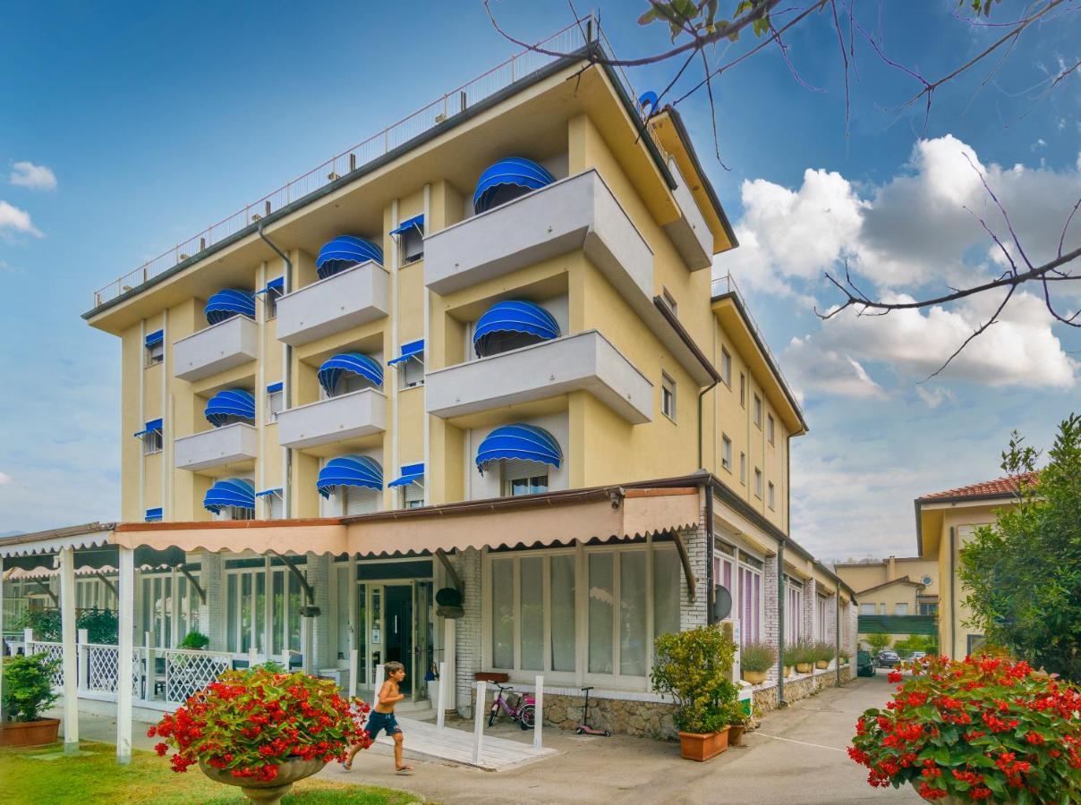 לידו די קאמאיורה Hotel Villa Colombo מראה חיצוני תמונה