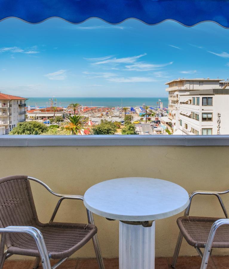 לידו די קאמאיורה Hotel Villa Colombo מראה חיצוני תמונה