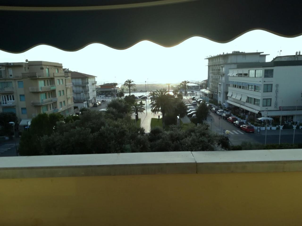 לידו די קאמאיורה Hotel Villa Colombo מראה חיצוני תמונה