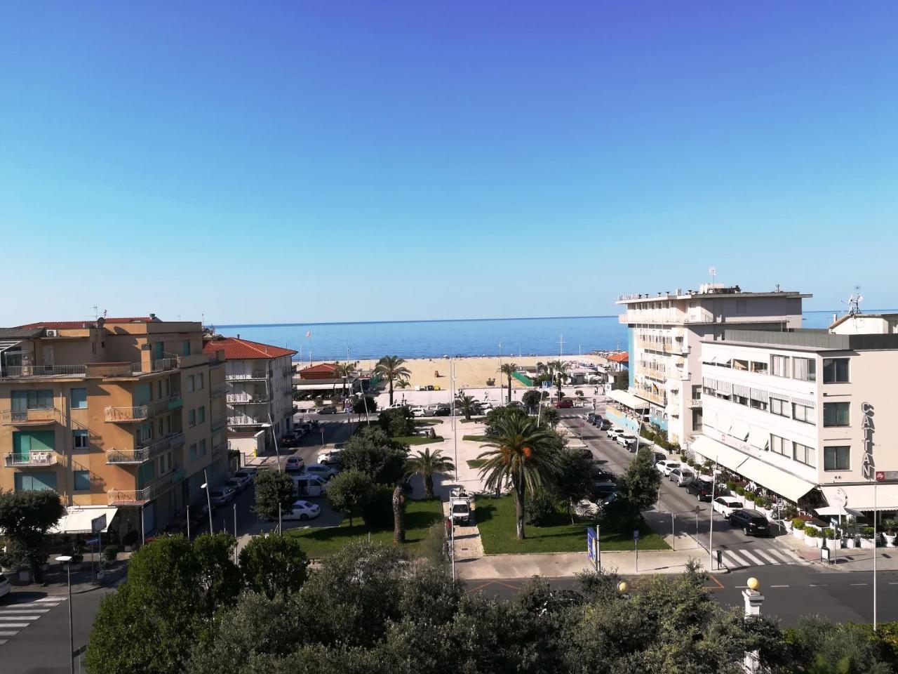 לידו די קאמאיורה Hotel Villa Colombo מראה חיצוני תמונה